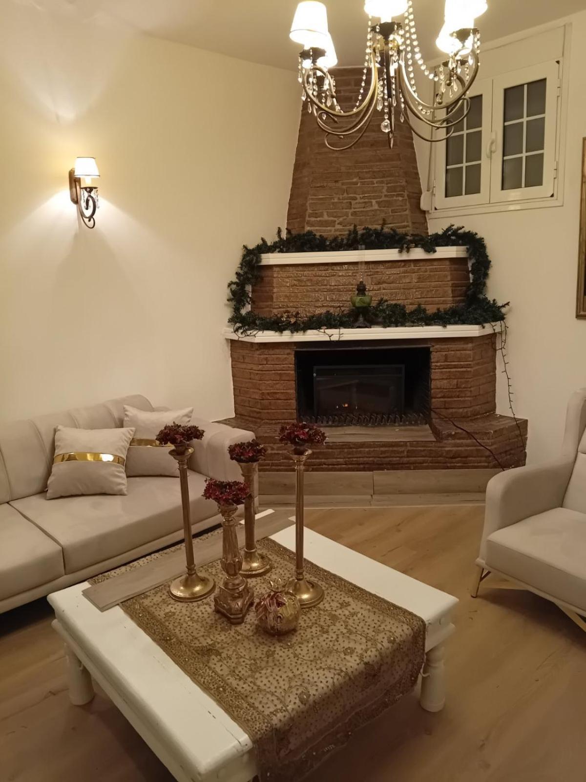 קאלאבאקה Meteora Grande Luxury Suite & Spa Villa מראה חיצוני תמונה